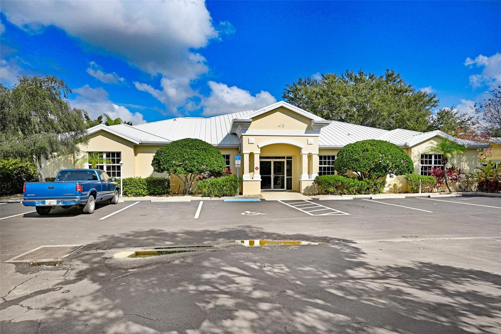 ISLAND POINTE CONDO - Residential