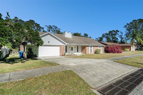 A home in VALRICO