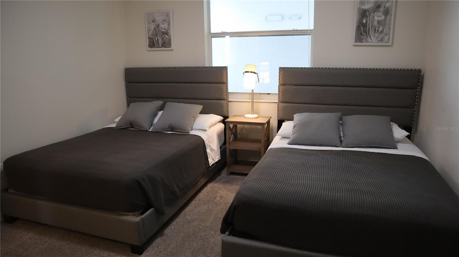 THE TERRACES AT STOREY LAKE CONDO 1 PH 4 - Residential