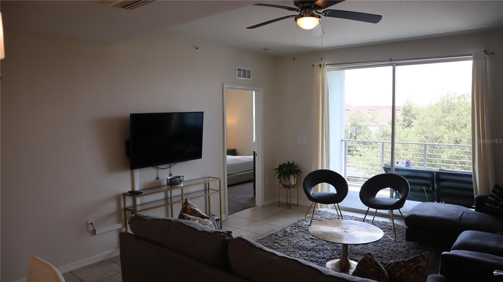 THE TERRACES AT STOREY LAKE CONDO 1 PH 4 - Residential