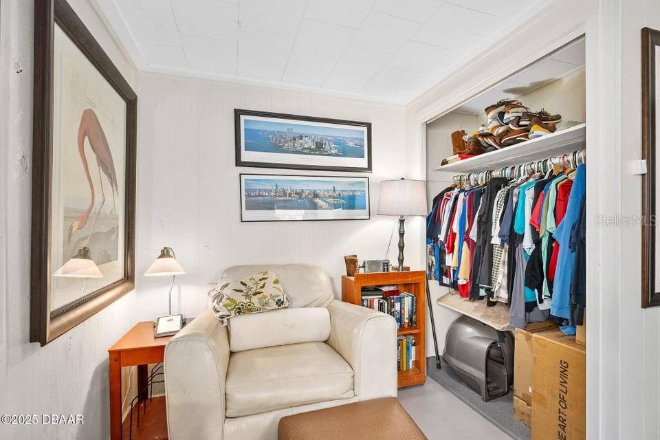 EAST DAYTONA - Residential