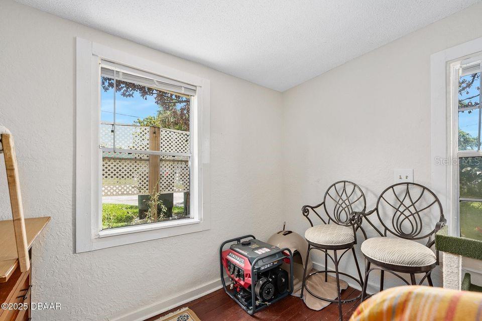 EAST DAYTONA - Residential