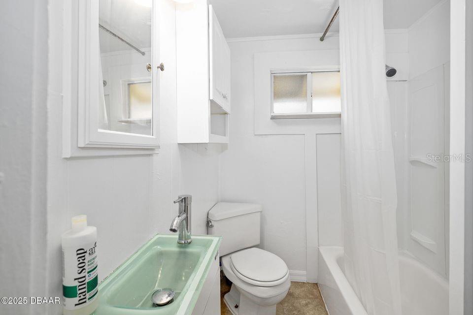 EAST DAYTONA - Residential