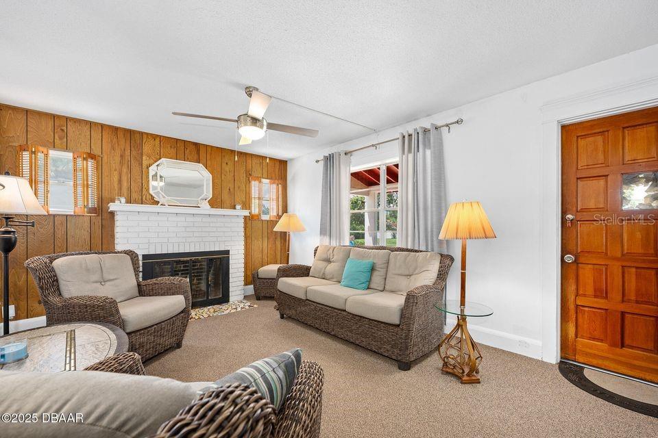 EAST DAYTONA - Residential