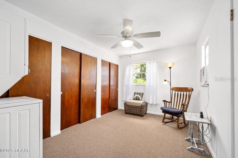 EAST DAYTONA - Residential