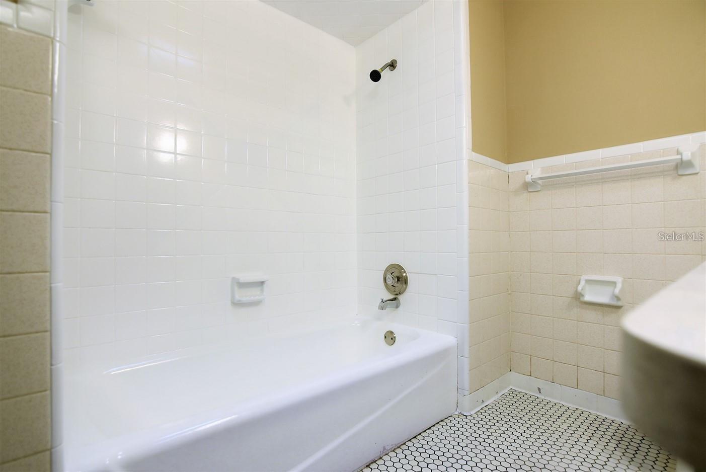 TIFFANY TERRACE - Residential Lease