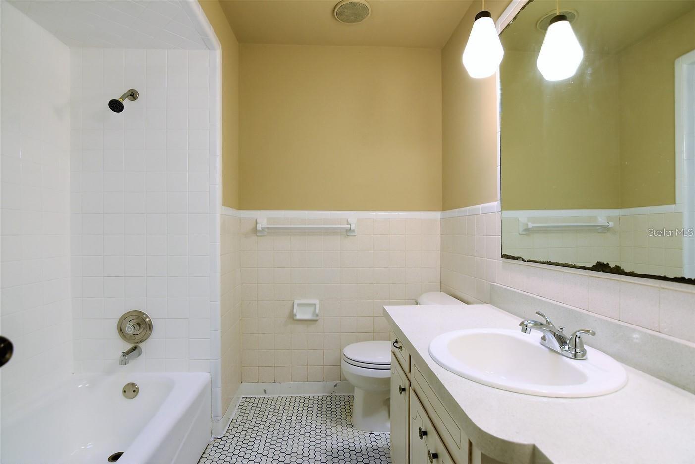 TIFFANY TERRACE - Residential Lease