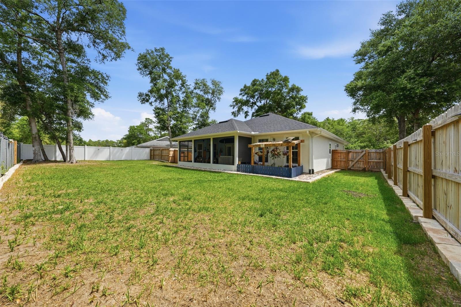 TRAILS EAST - Residential