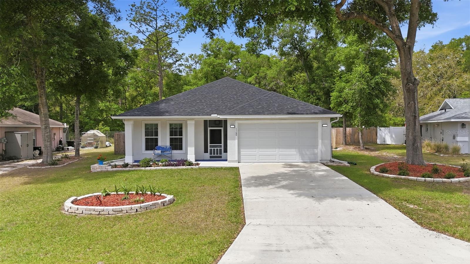TRAILS EAST - Residential