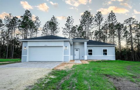 A home in LAKE WALES