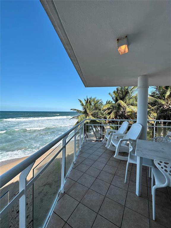 SANDY BEACH APARTMENTS - Residential