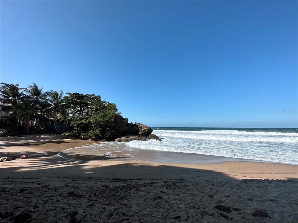 SANDY BEACH APARTMENTS - Residential