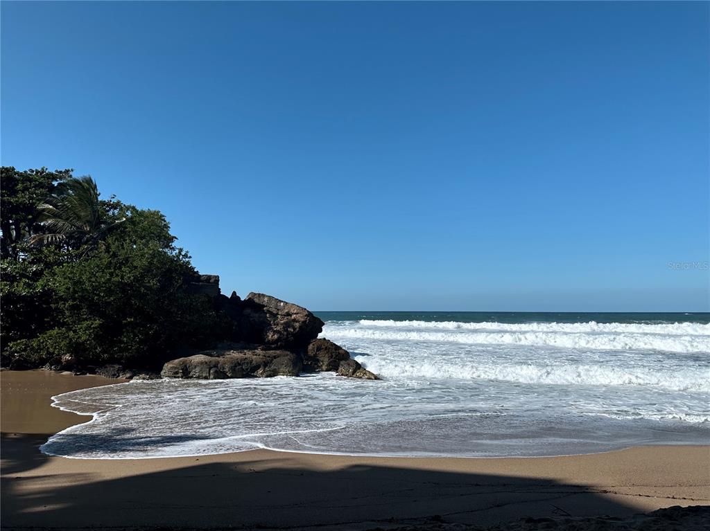 SANDY BEACH APARTMENTS - Residential