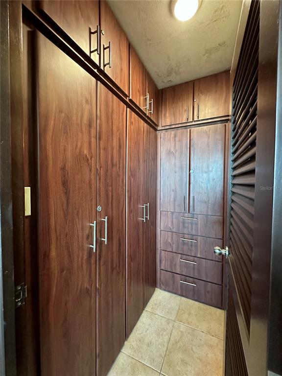 SANDY BEACH APARTMENTS - Residential