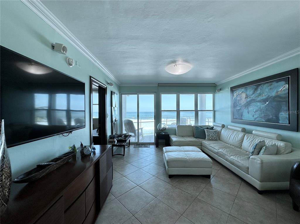 SANDY BEACH APARTMENTS - Residential