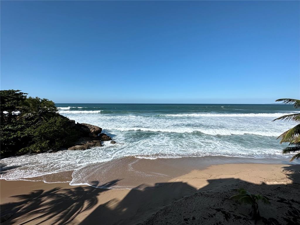 SANDY BEACH APARTMENTS - Residential