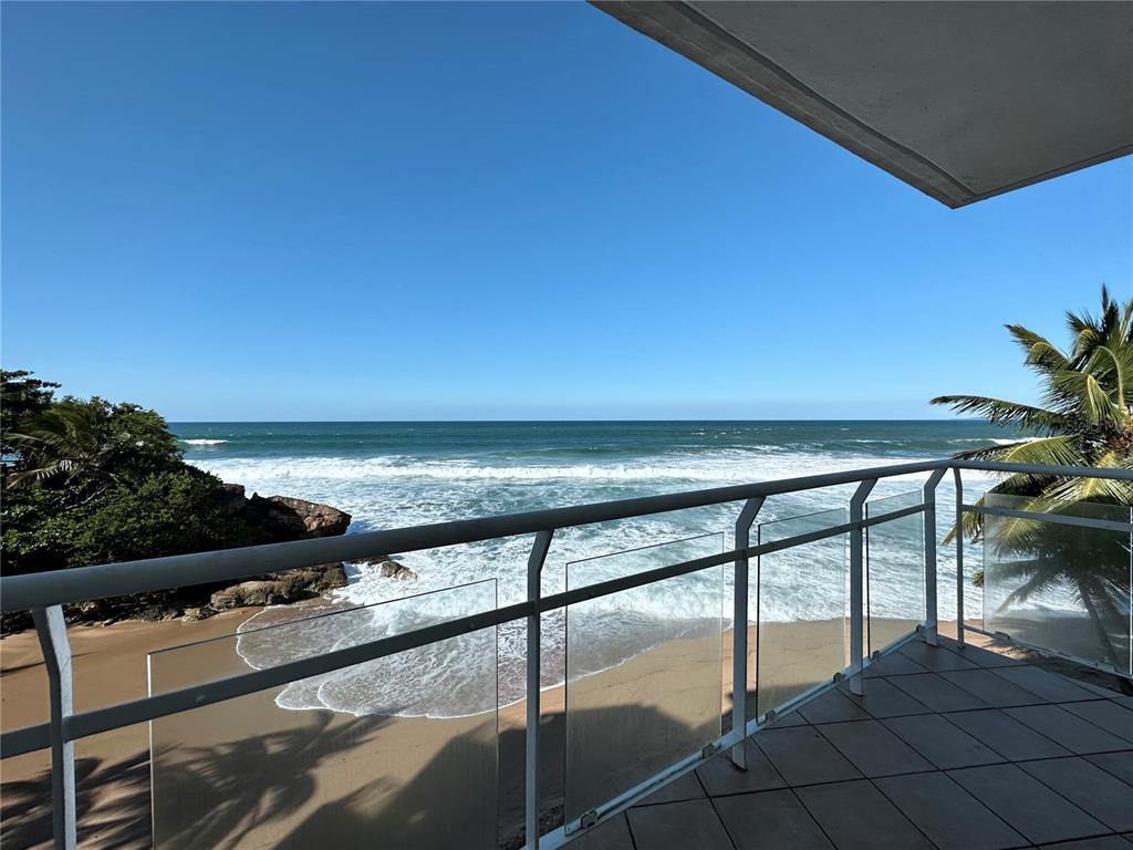 SANDY BEACH APARTMENTS - Residential