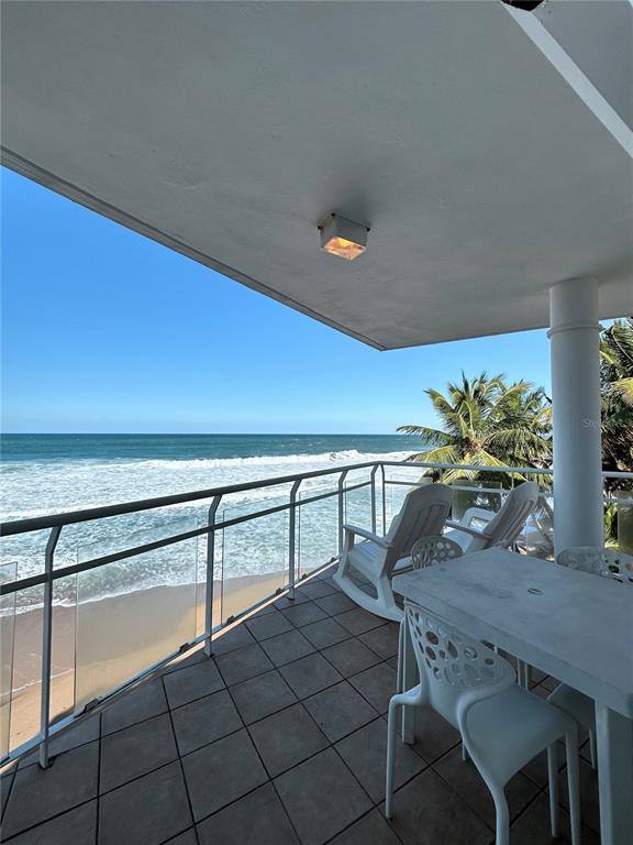 SANDY BEACH APARTMENTS - Residential