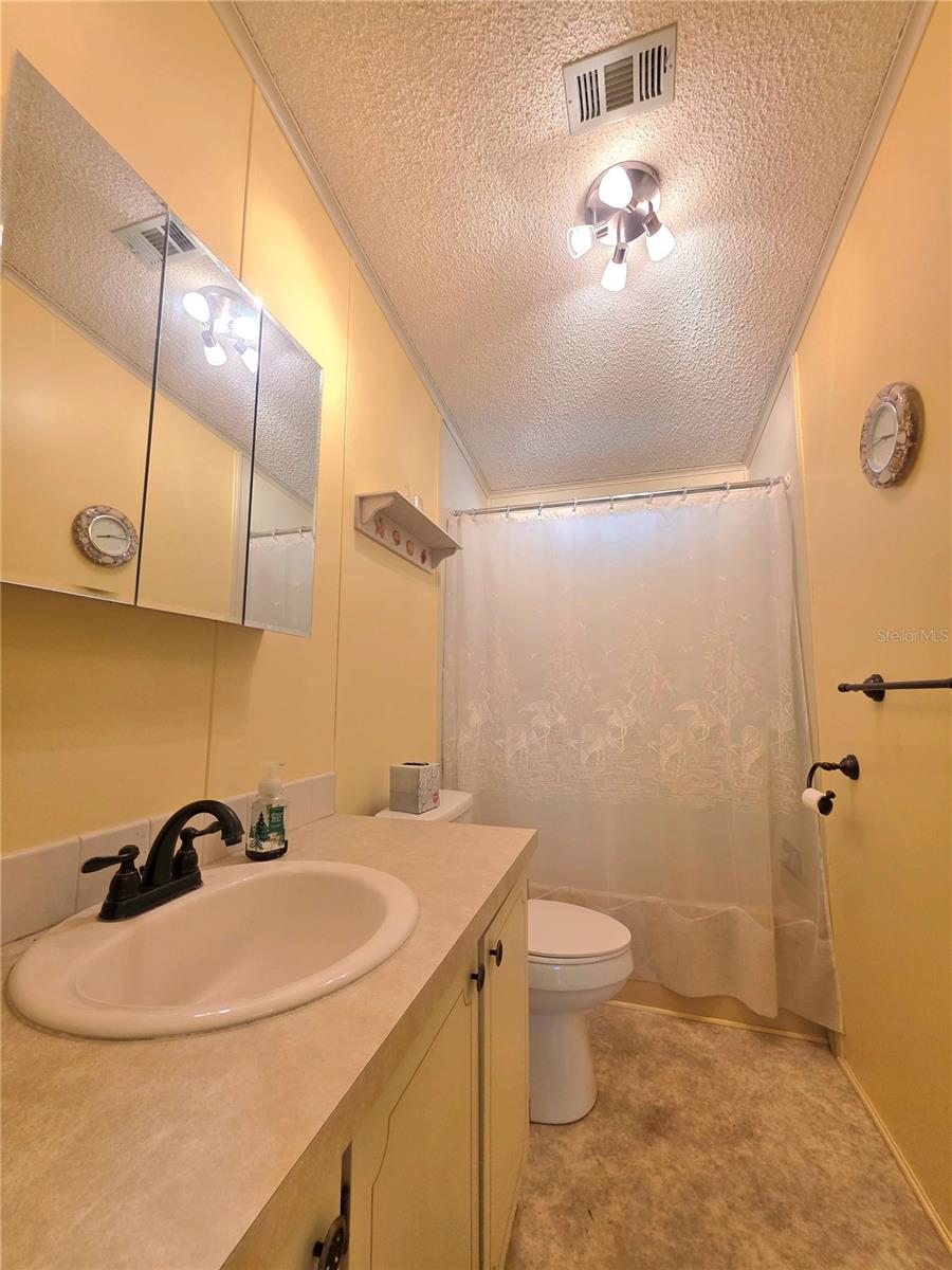 LAKE BETMAR ESTS UNITS 3-4-5 - Residential