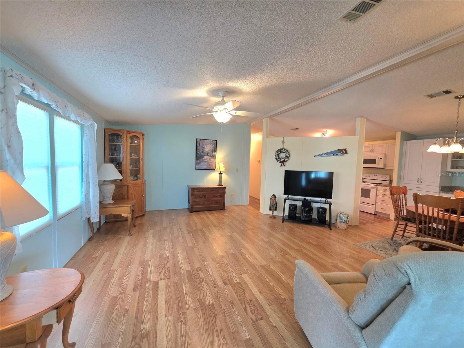 LAKE BETMAR ESTS UNITS 3-4-5 - Residential