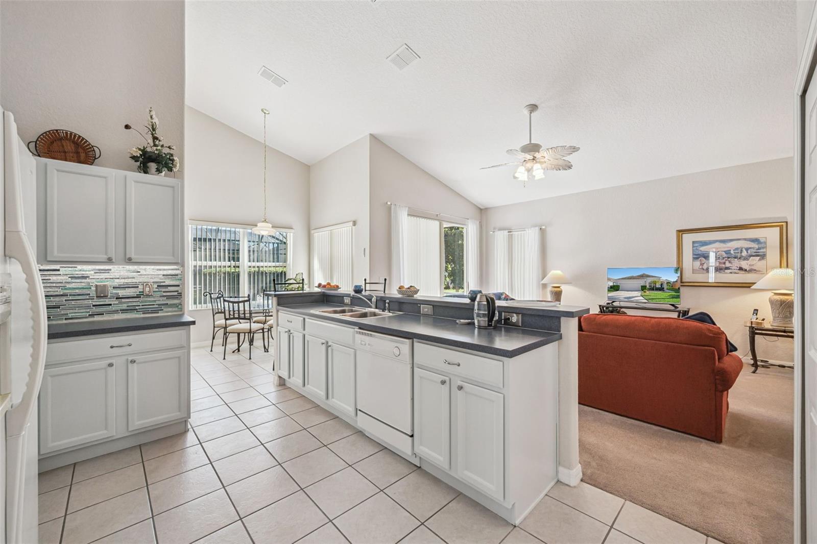 VILLAGE AT TUSCAN RIDGE, TUSCAN RIDGE - Residential