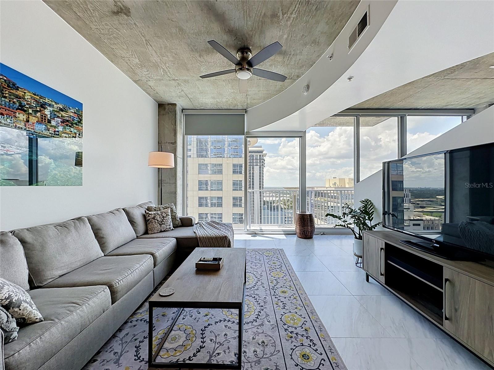 155 S COURT AVENUE 1810