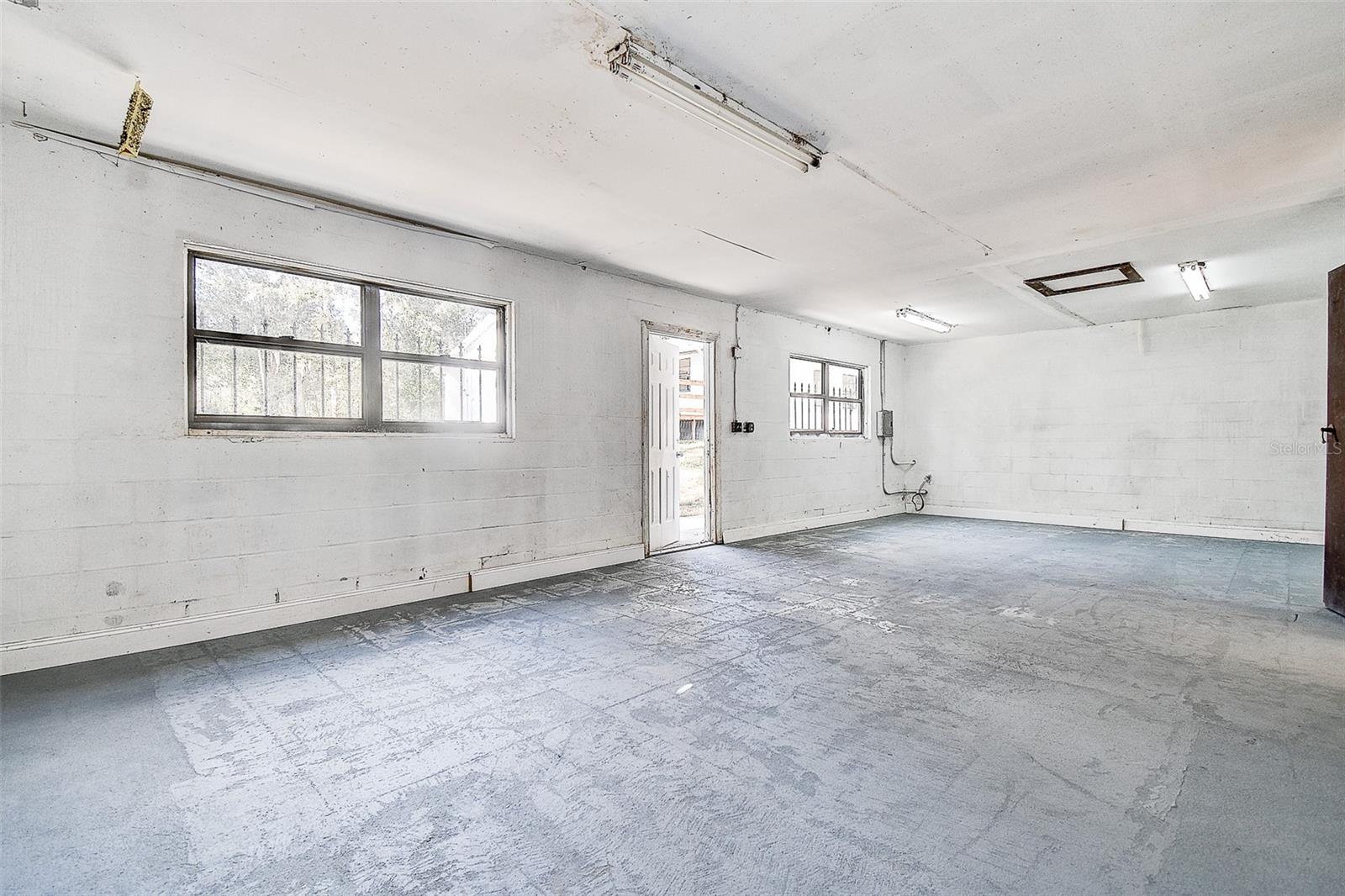 ACREAGE - Residential