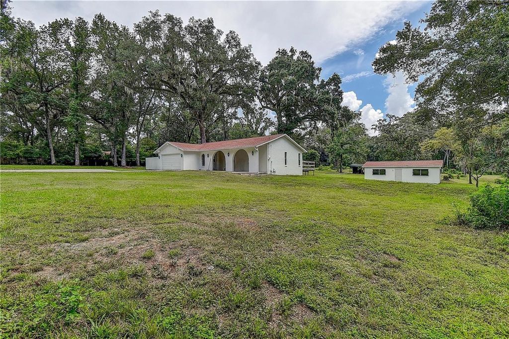 Photo of 6234 Neff Lake Road, Brooksville, FL 34601 (MLS # TB8454437)