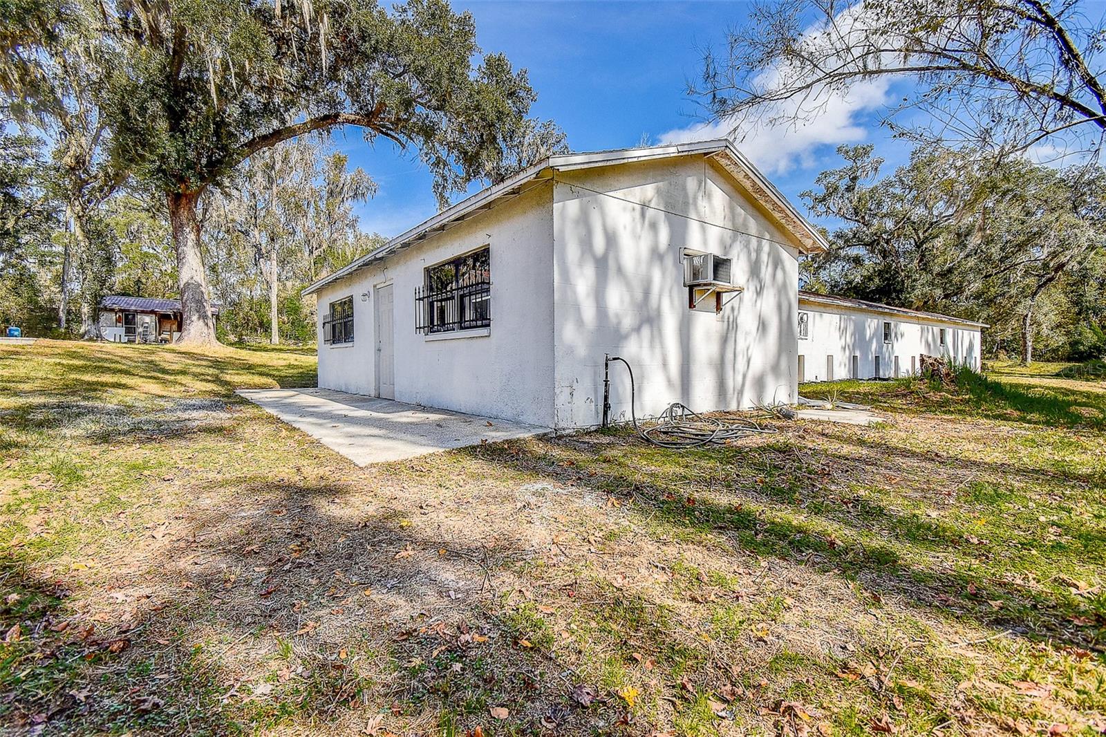 ACREAGE - Residential