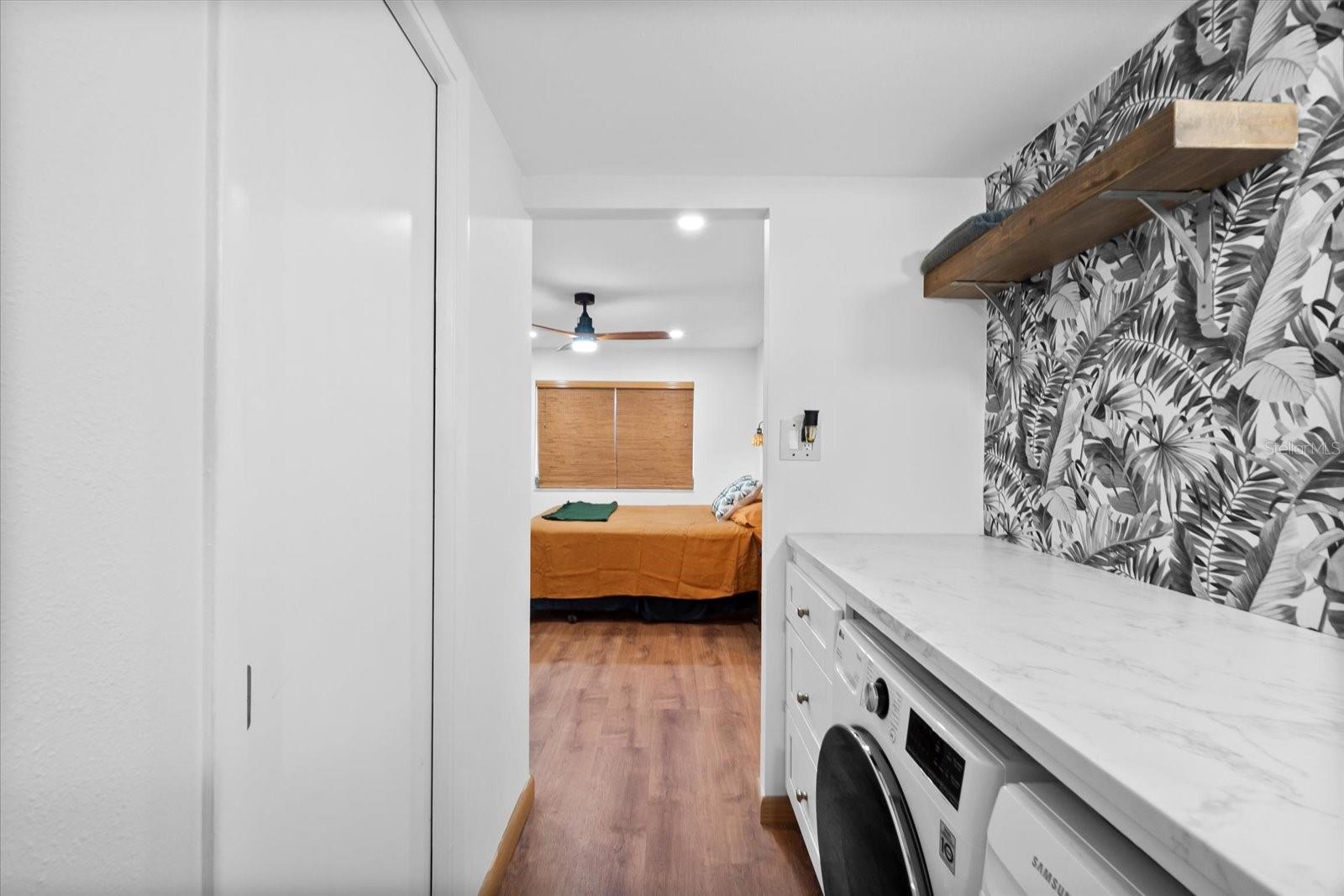 PLAZA GARDENS - Residential Lease