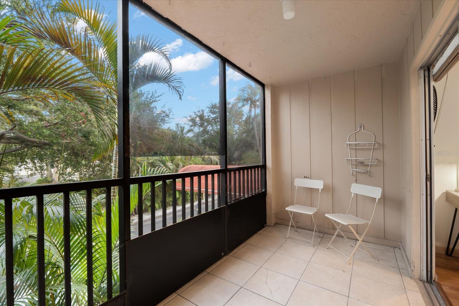 PLAZA GARDENS - Residential Lease