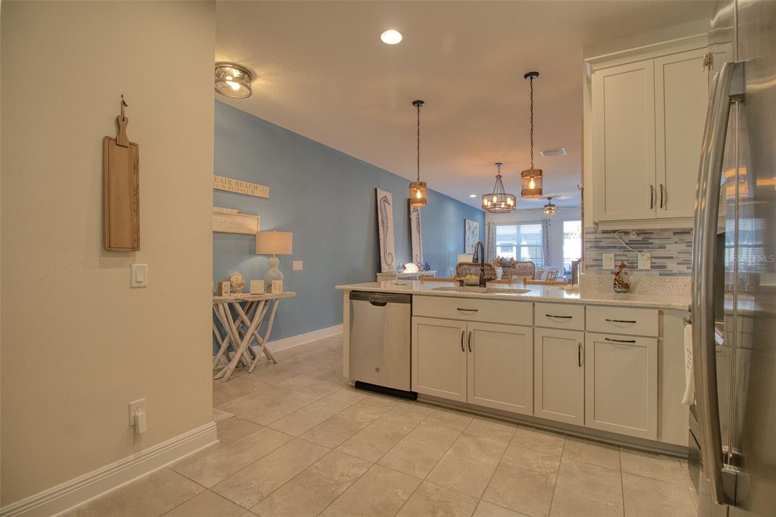 TOWNS AT BELLEAIR GROVE - Residential