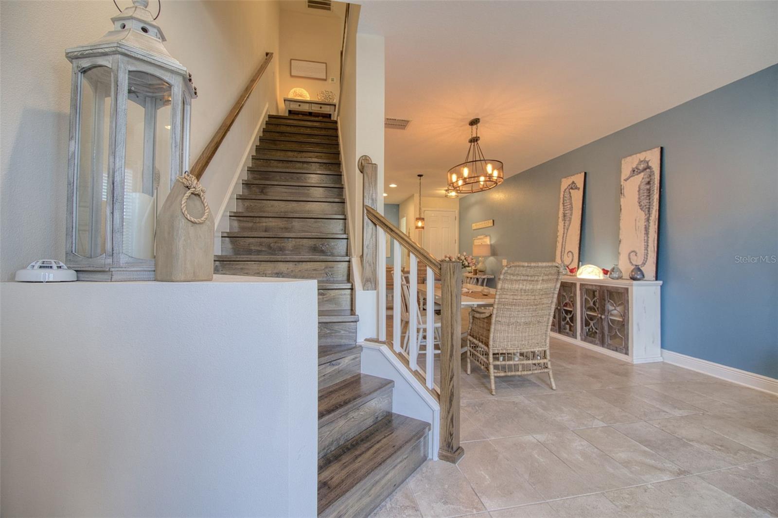 TOWNS AT BELLEAIR GROVE - Residential