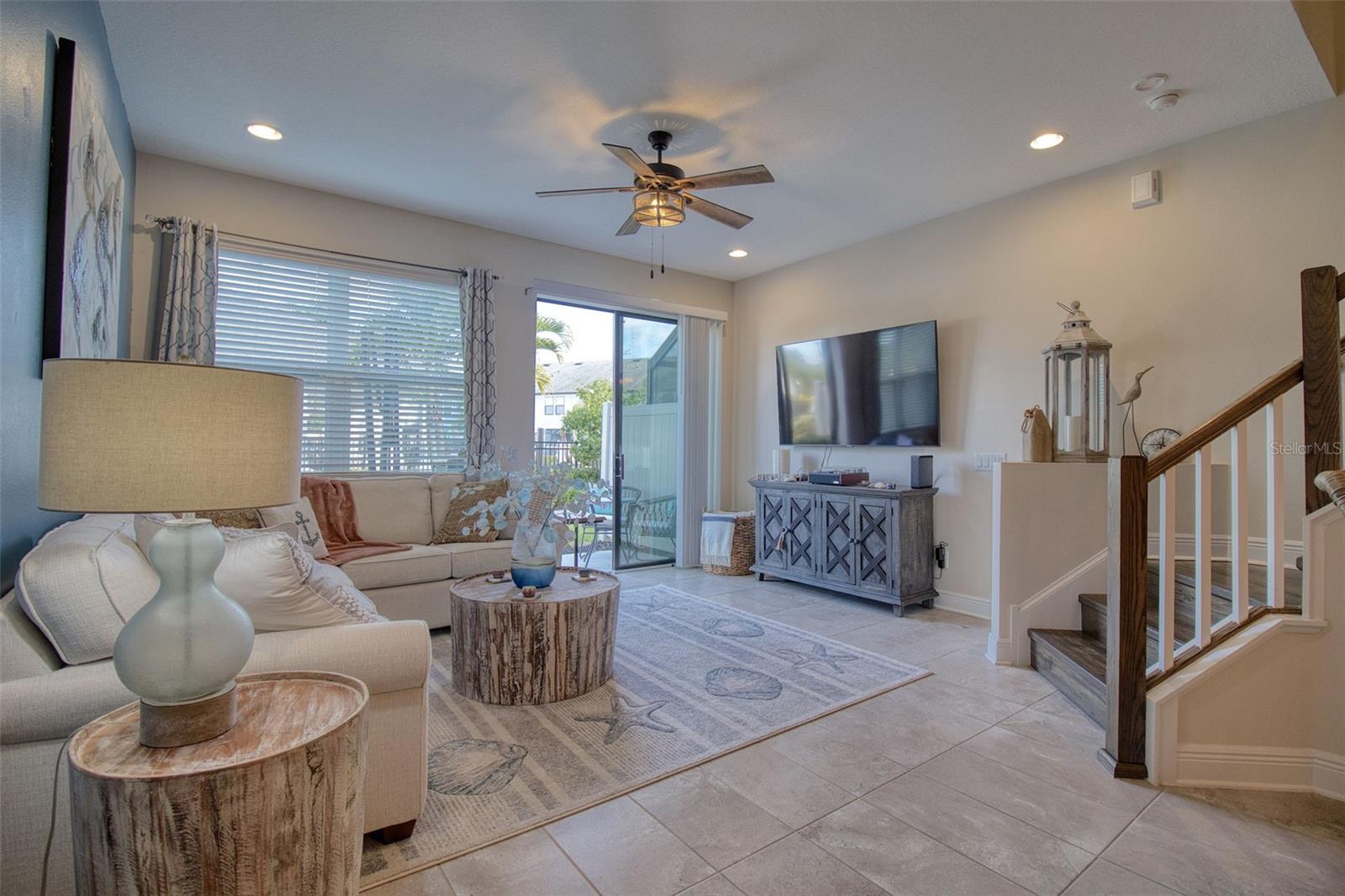 TOWNS AT BELLEAIR GROVE - Residential