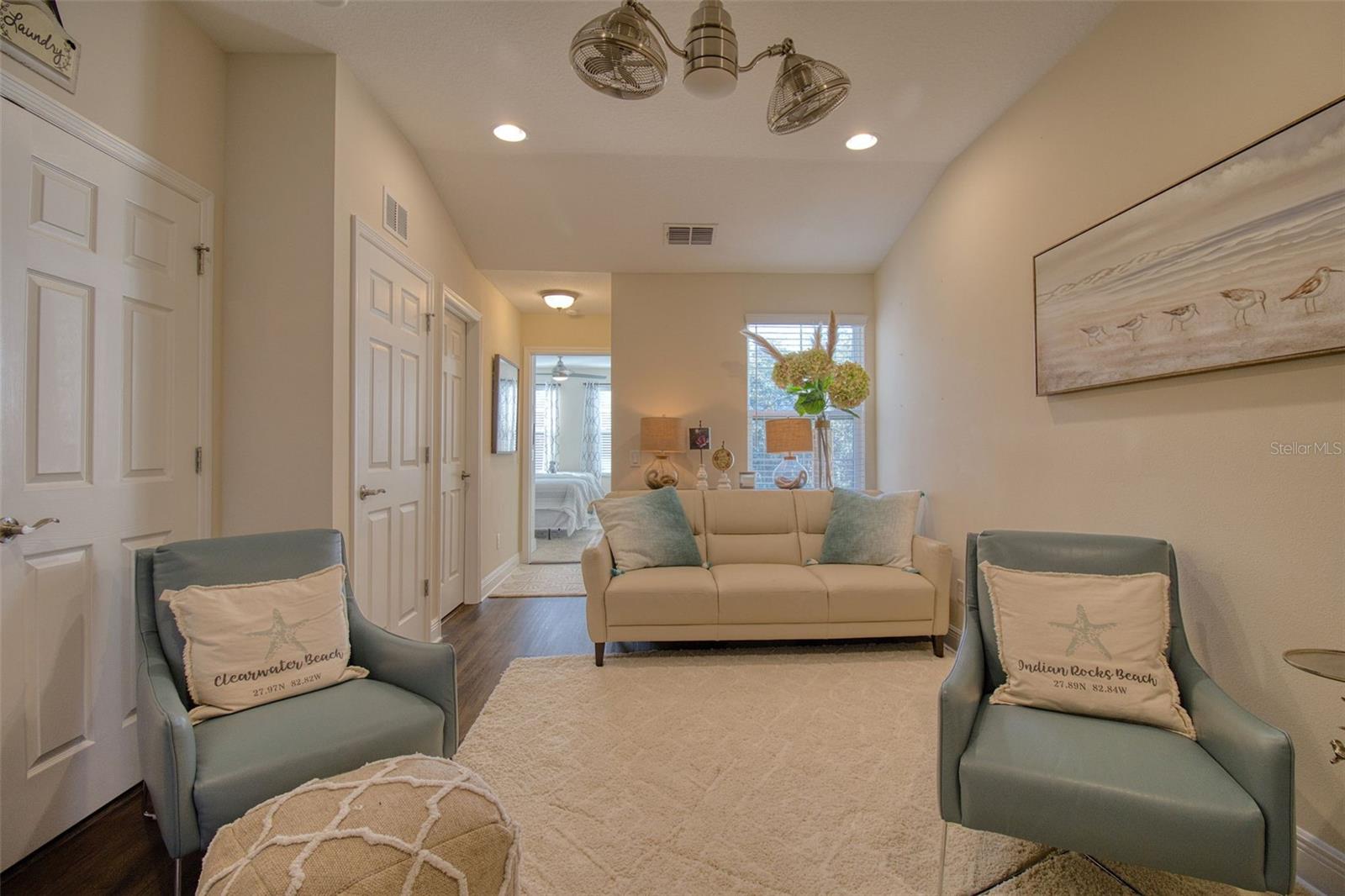 TOWNS AT BELLEAIR GROVE - Residential