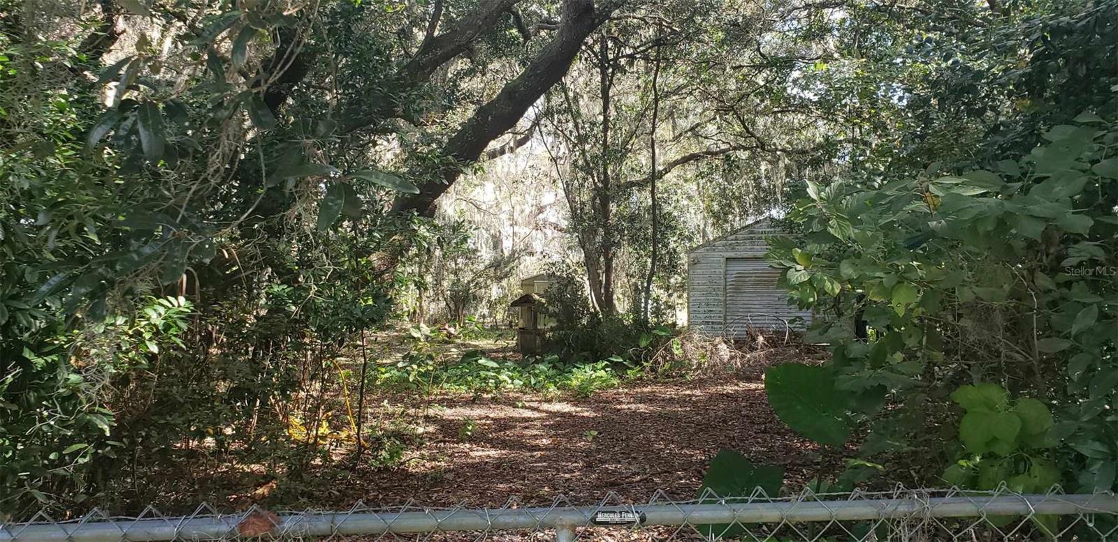 KERSHORES - Residential