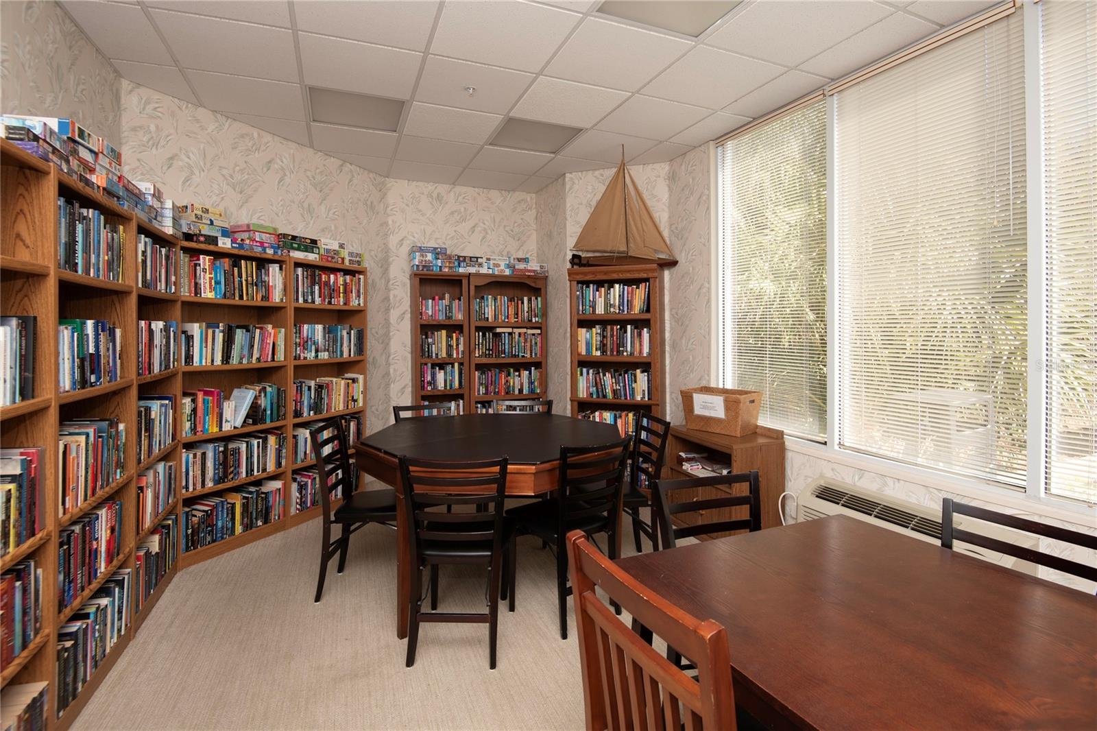 OCEANS CLOVERLEAF NORTH - Residential