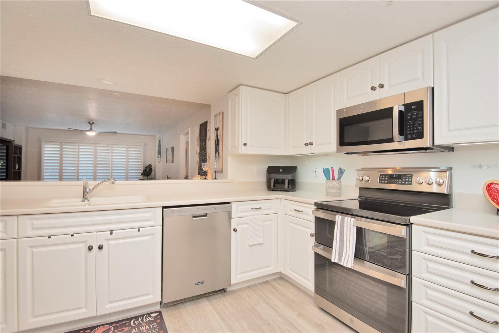 OCEANS CLOVERLEAF NORTH - Residential