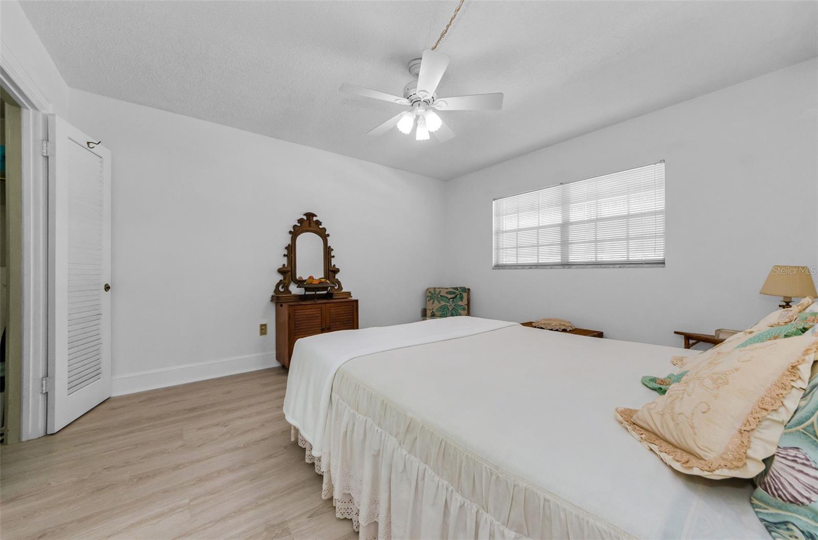 PORT BELLEAIR 4 CONDO - Residential