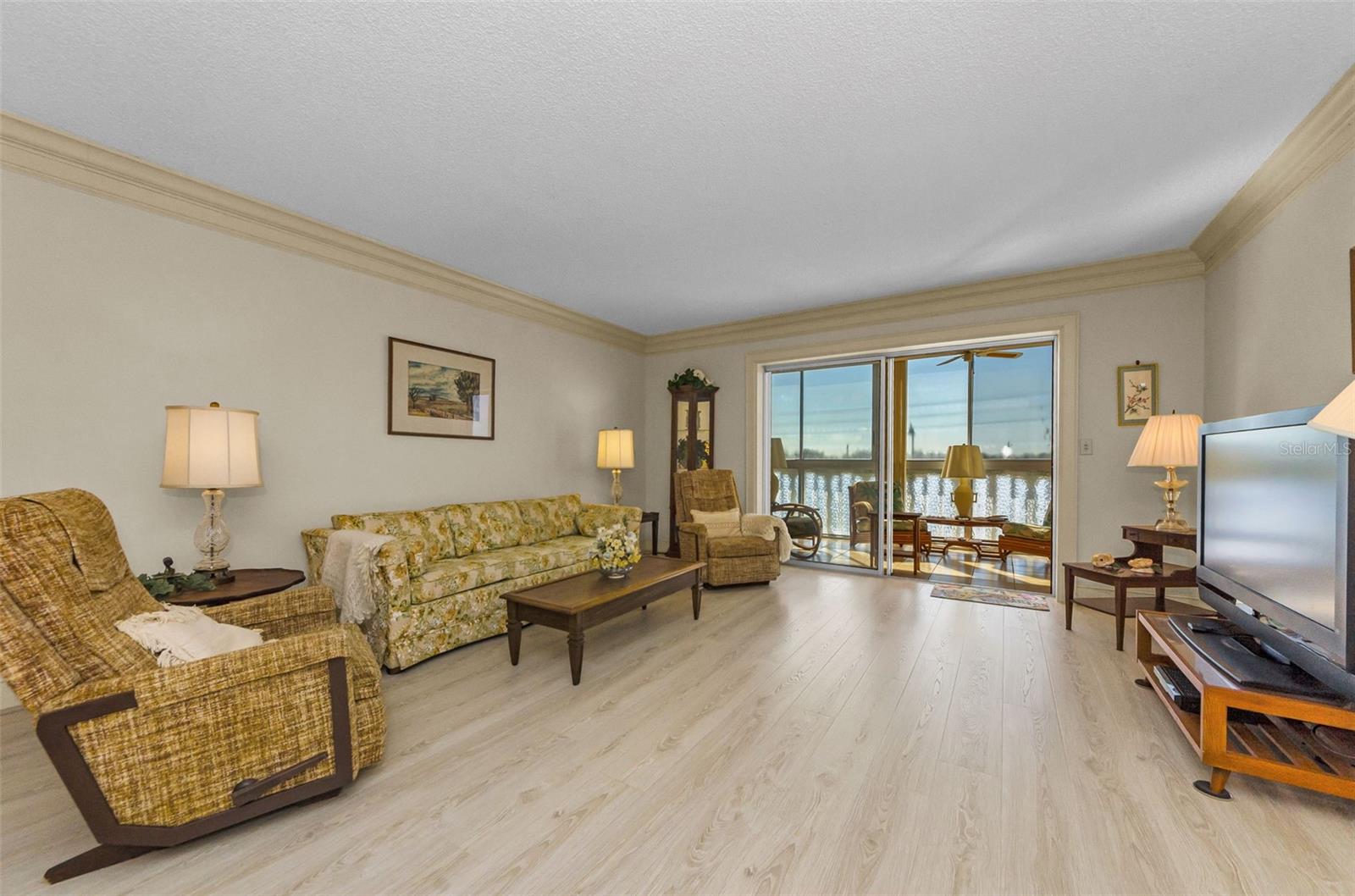 131 BLUFF VIEW DRIVE 308