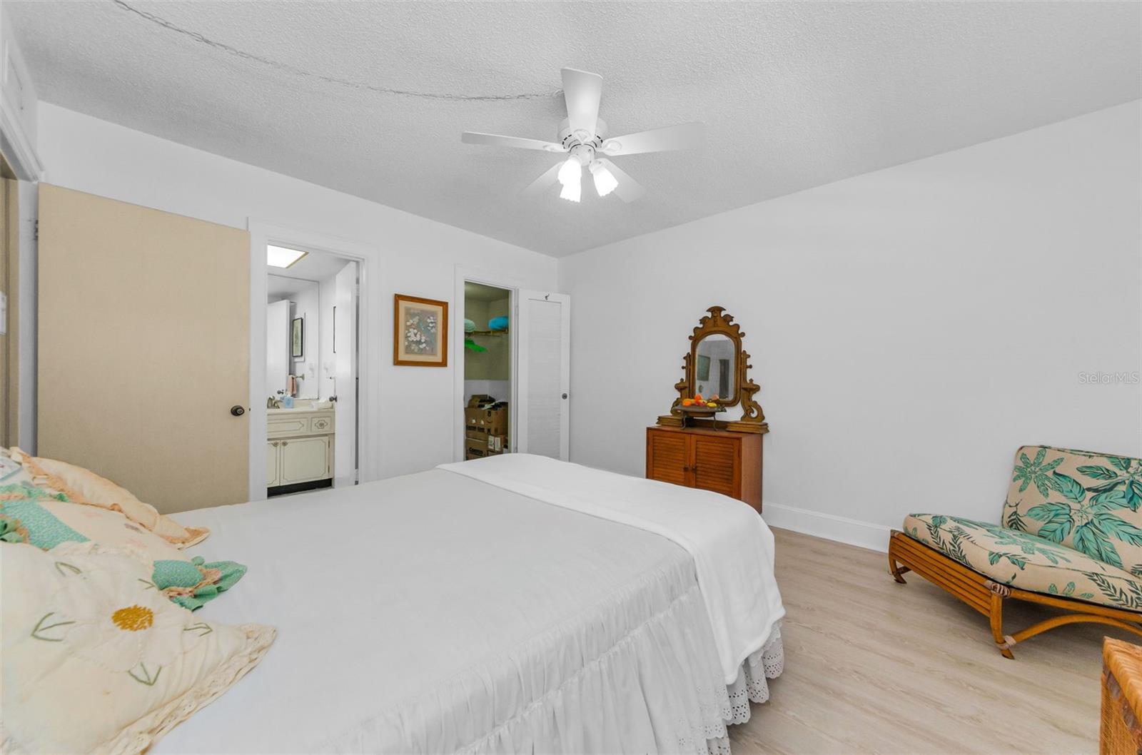 PORT BELLEAIR 4 CONDO - Residential