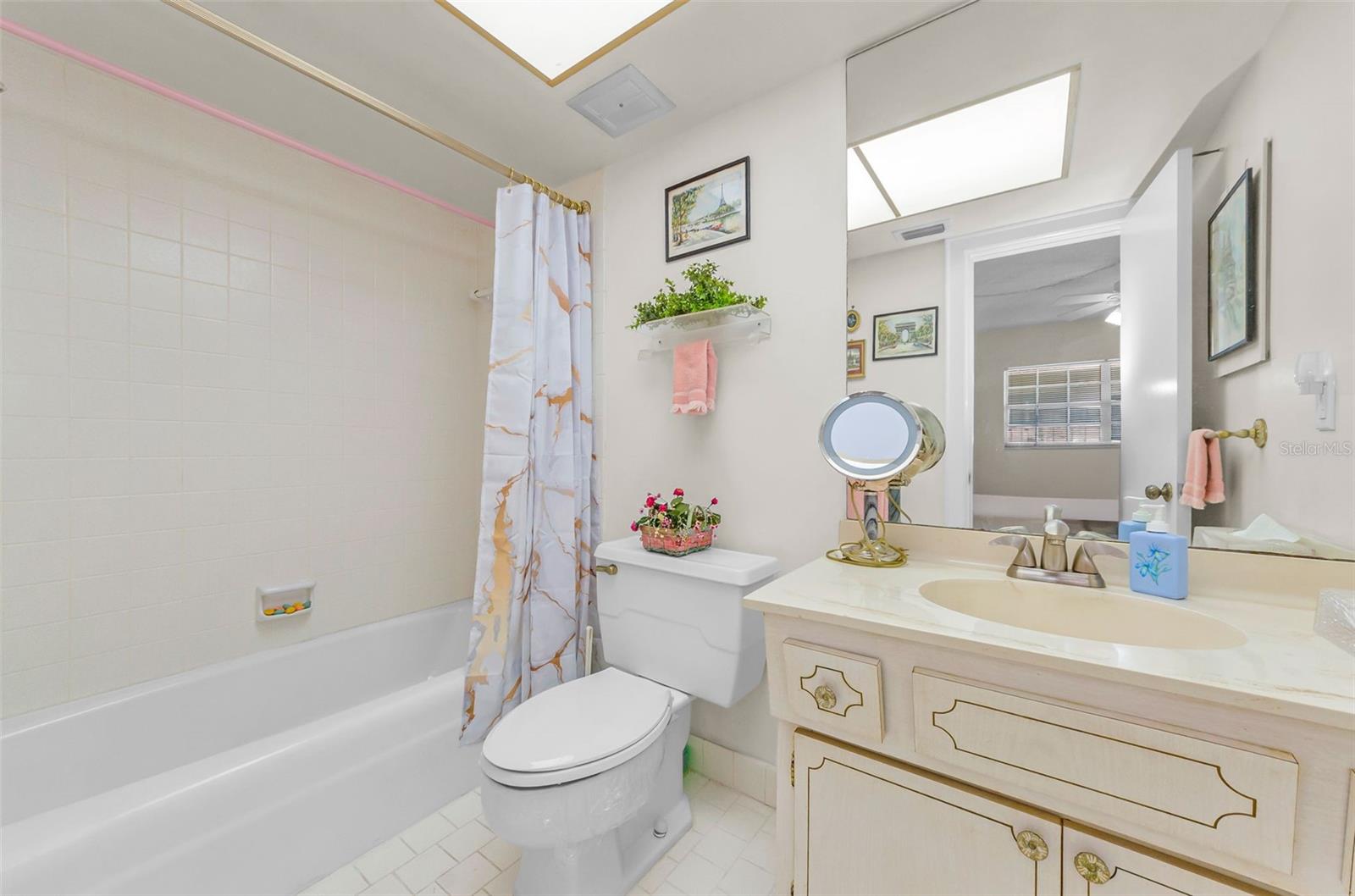 PORT BELLEAIR 4 CONDO - Residential