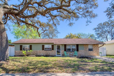 Photo of 1929 Linda Avenue, Ormond Beach, FL 32174 (MLS # V4949546)
