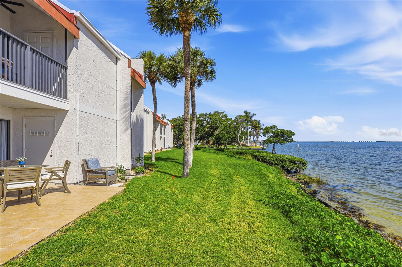 RUNAWAY BAY - Residential