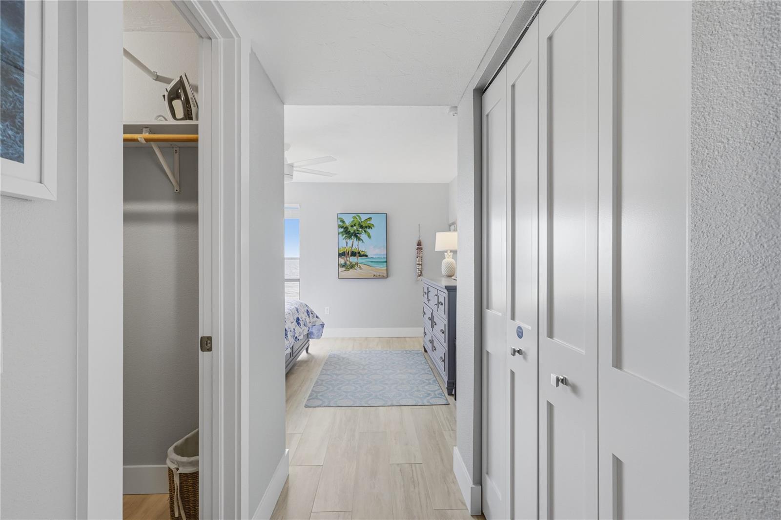 RUNAWAY BAY - Residential