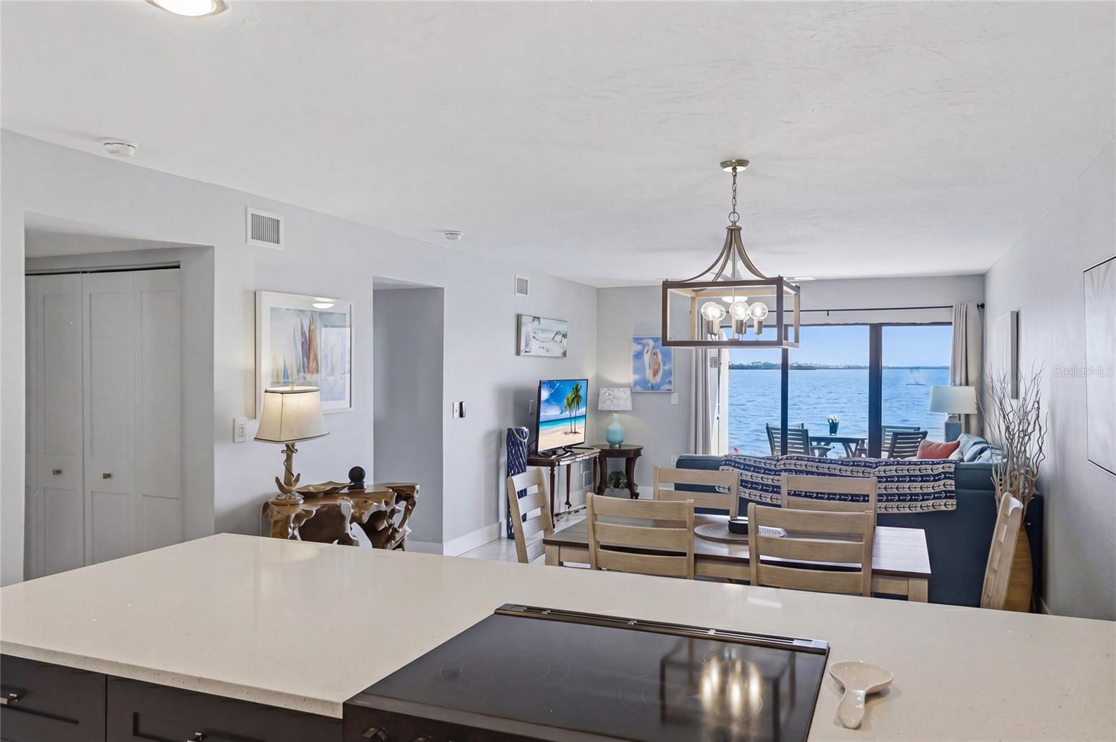 RUNAWAY BAY - Residential