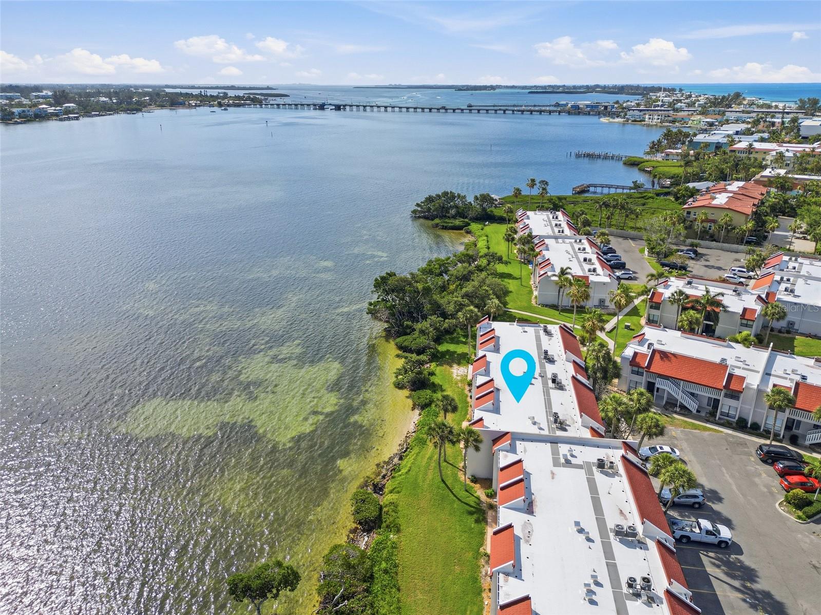 RUNAWAY BAY - Residential