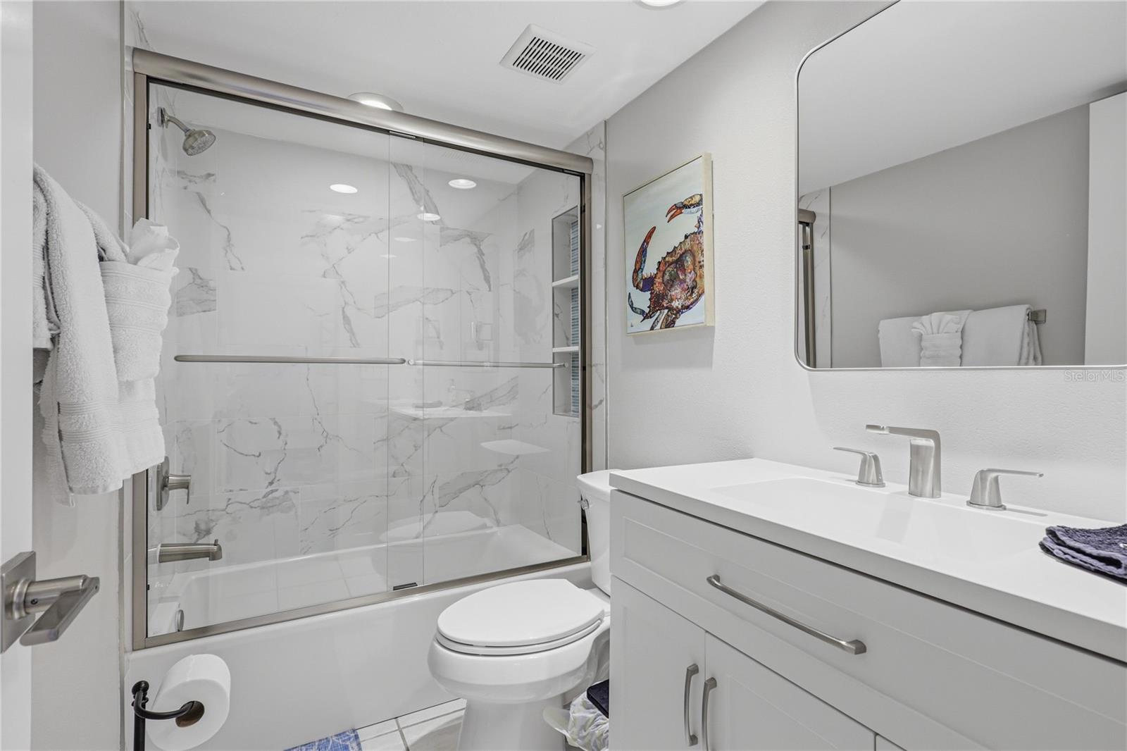 RUNAWAY BAY - Residential