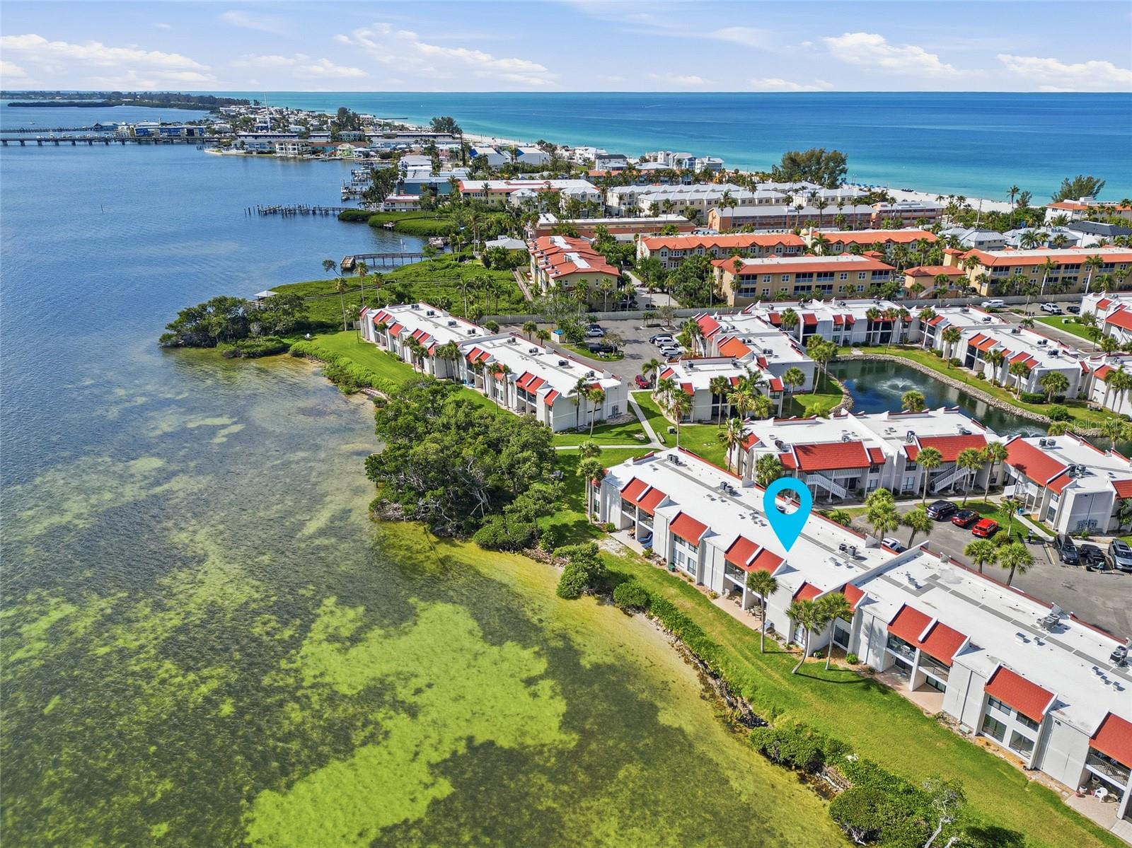 RUNAWAY BAY - Residential