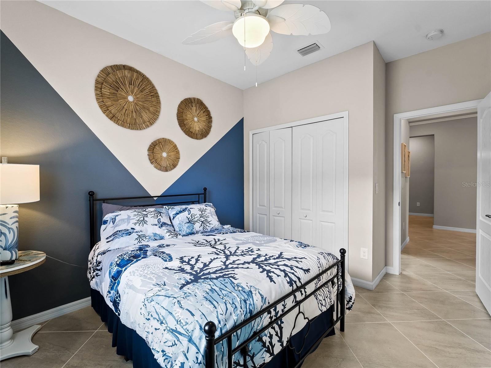 HARBOR WEST - Residential